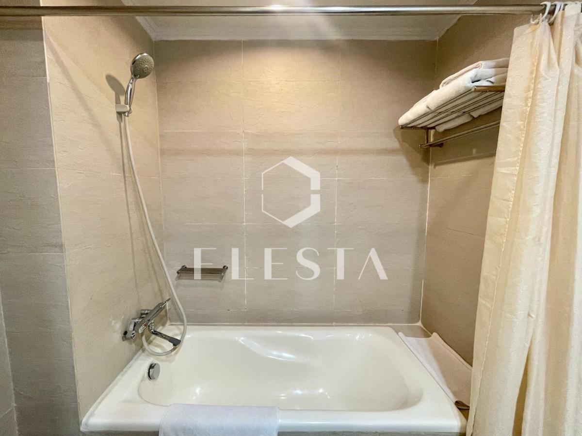 Flesta Le Thanh Ton Centrally Located Serviced Apartment With Kitchen And Laundry Service Apartment *
