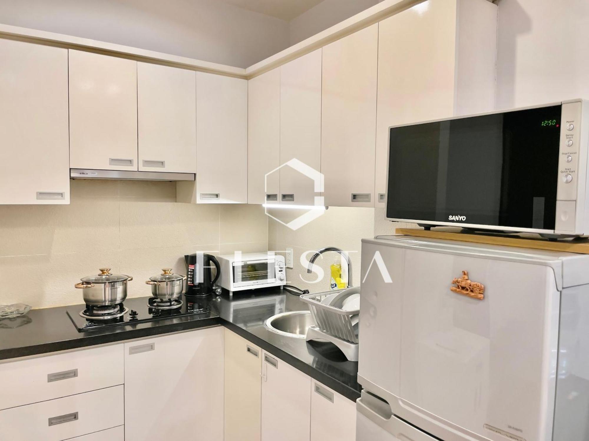 Flesta Le Thanh Ton Centrally Located Serviced Apartment With Kitchen And Laundry Service *