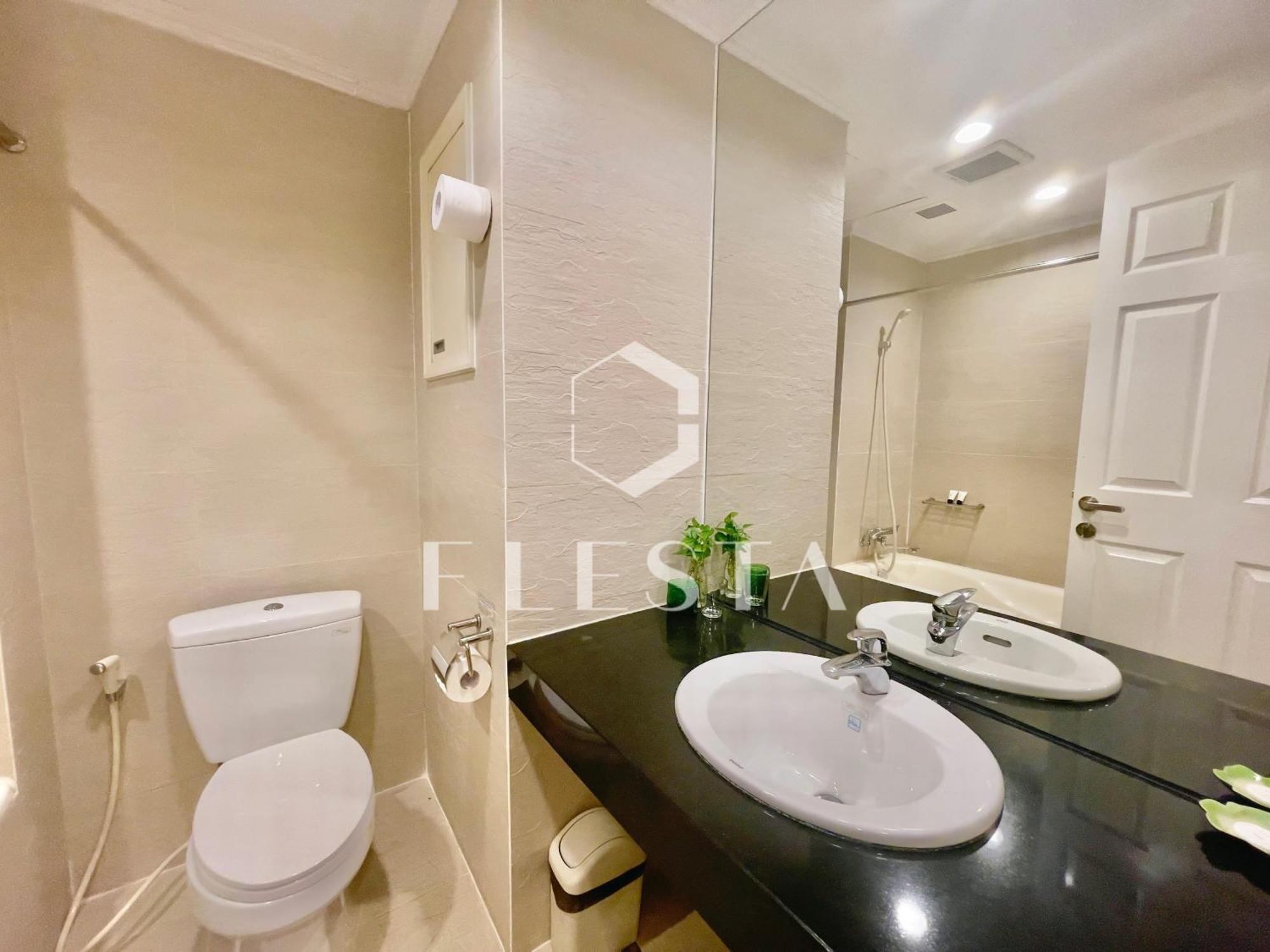 Flesta Le Thanh Ton Centrally Located Serviced Apartment With Kitchen And Laundry Service