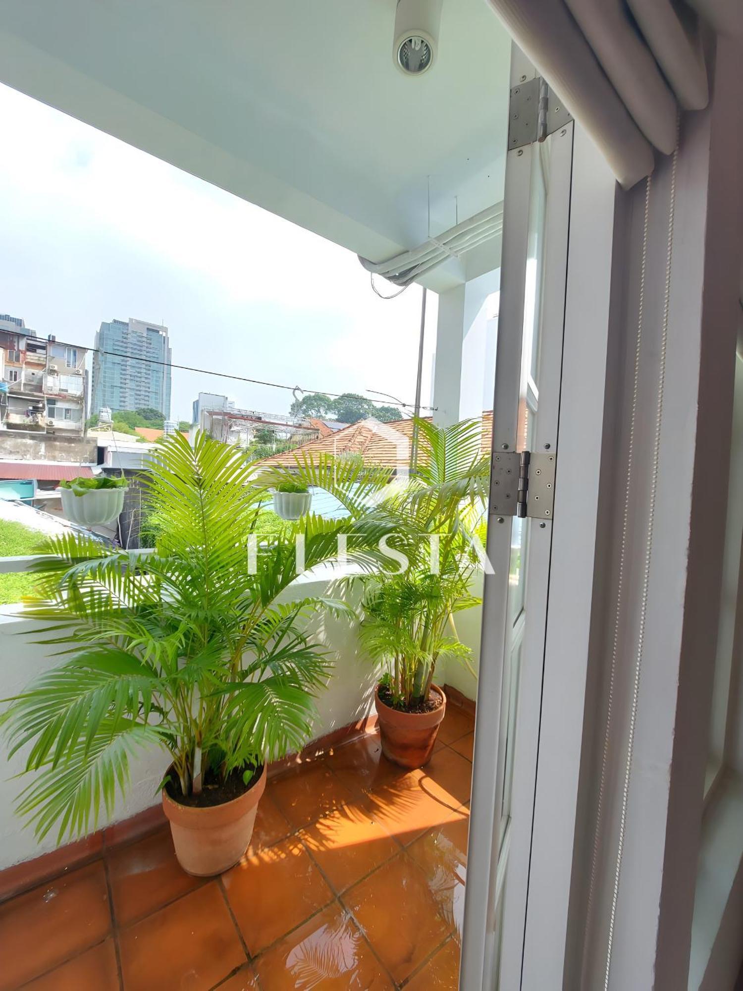Flesta Le Thanh Ton Centrally Located Serviced Apartment With Kitchen And Laundry Service Ho Chi Minh City