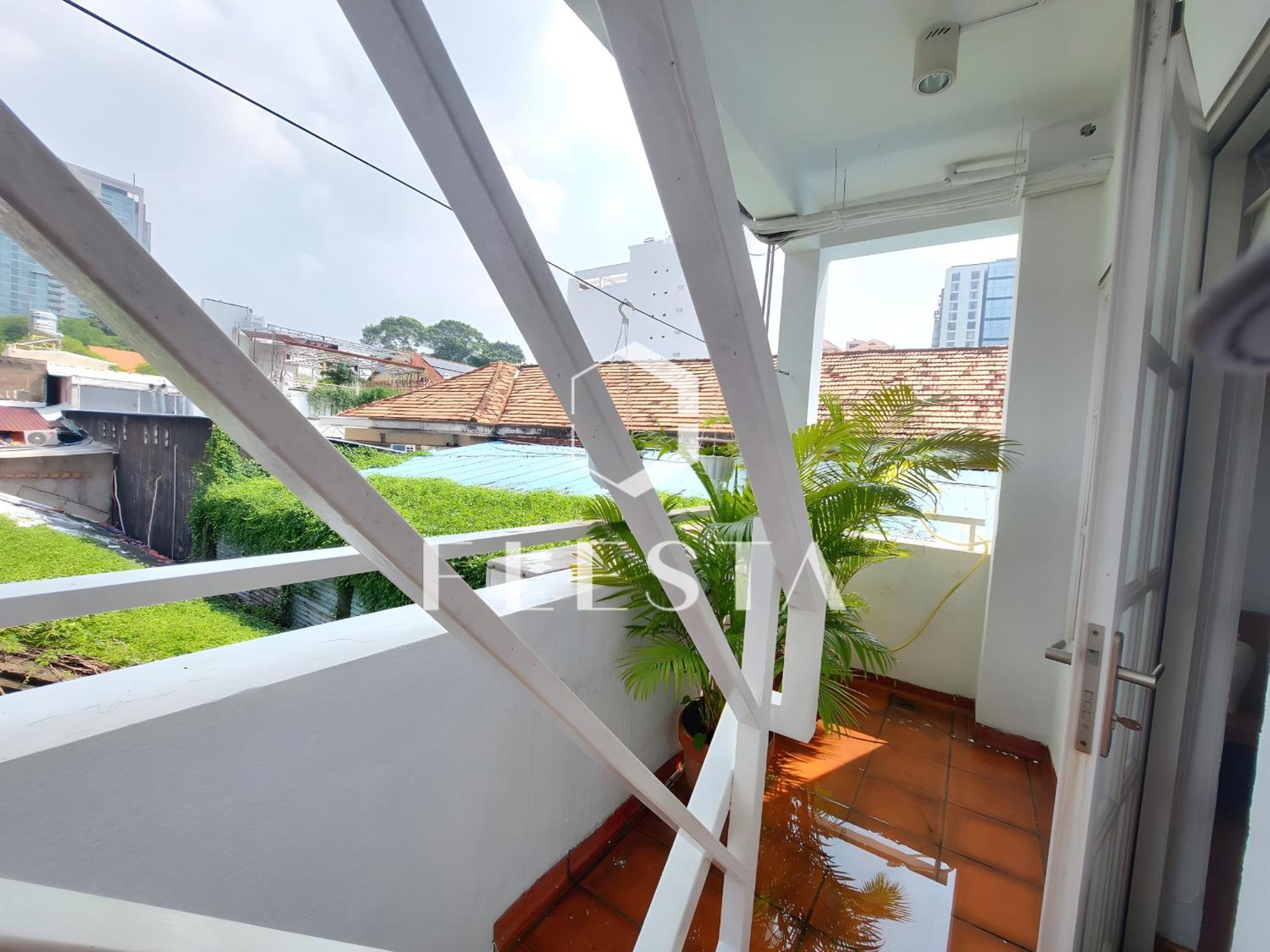 Flesta Le Thanh Ton Centrally Located Serviced Apartment With Kitchen And Laundry Service Apartment *